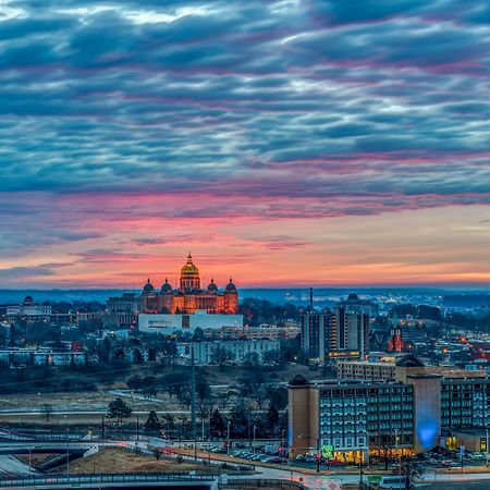 Holiday Inn Des Moines-Downtown-Mercy Campus By Ihg Esterno foto