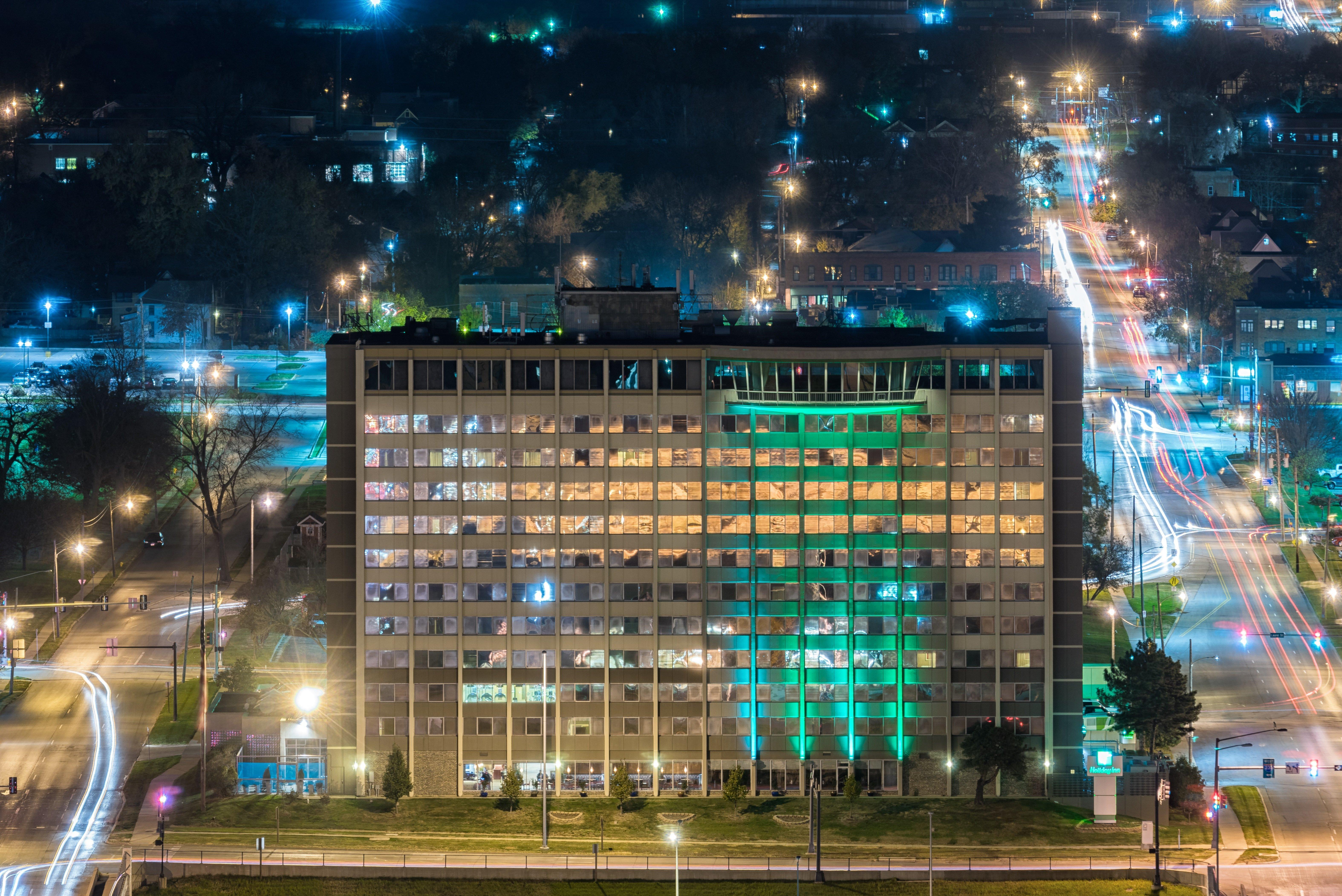 Holiday Inn Des Moines-Downtown-Mercy Campus By Ihg Esterno foto