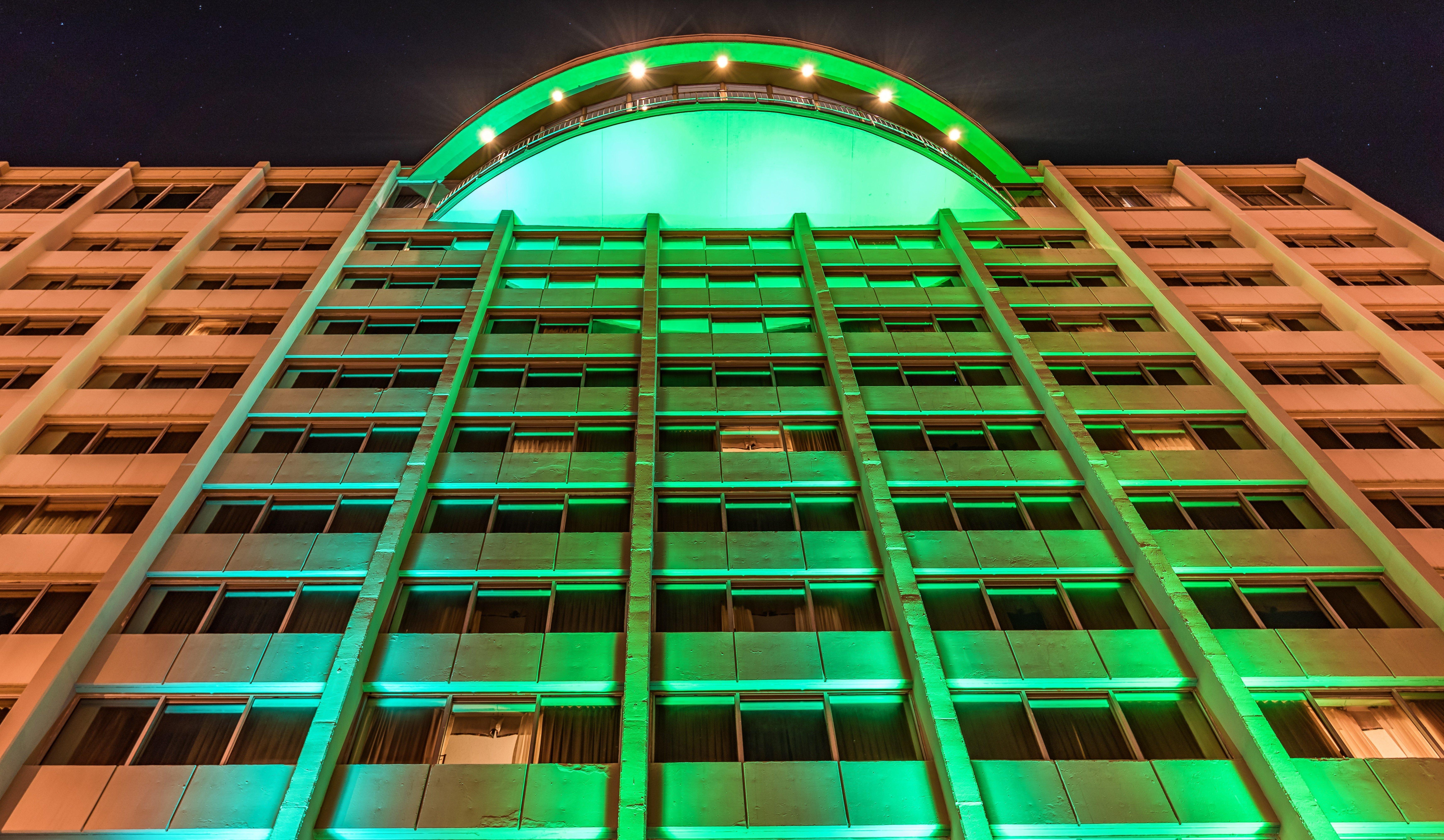 Holiday Inn Des Moines-Downtown-Mercy Campus By Ihg Esterno foto