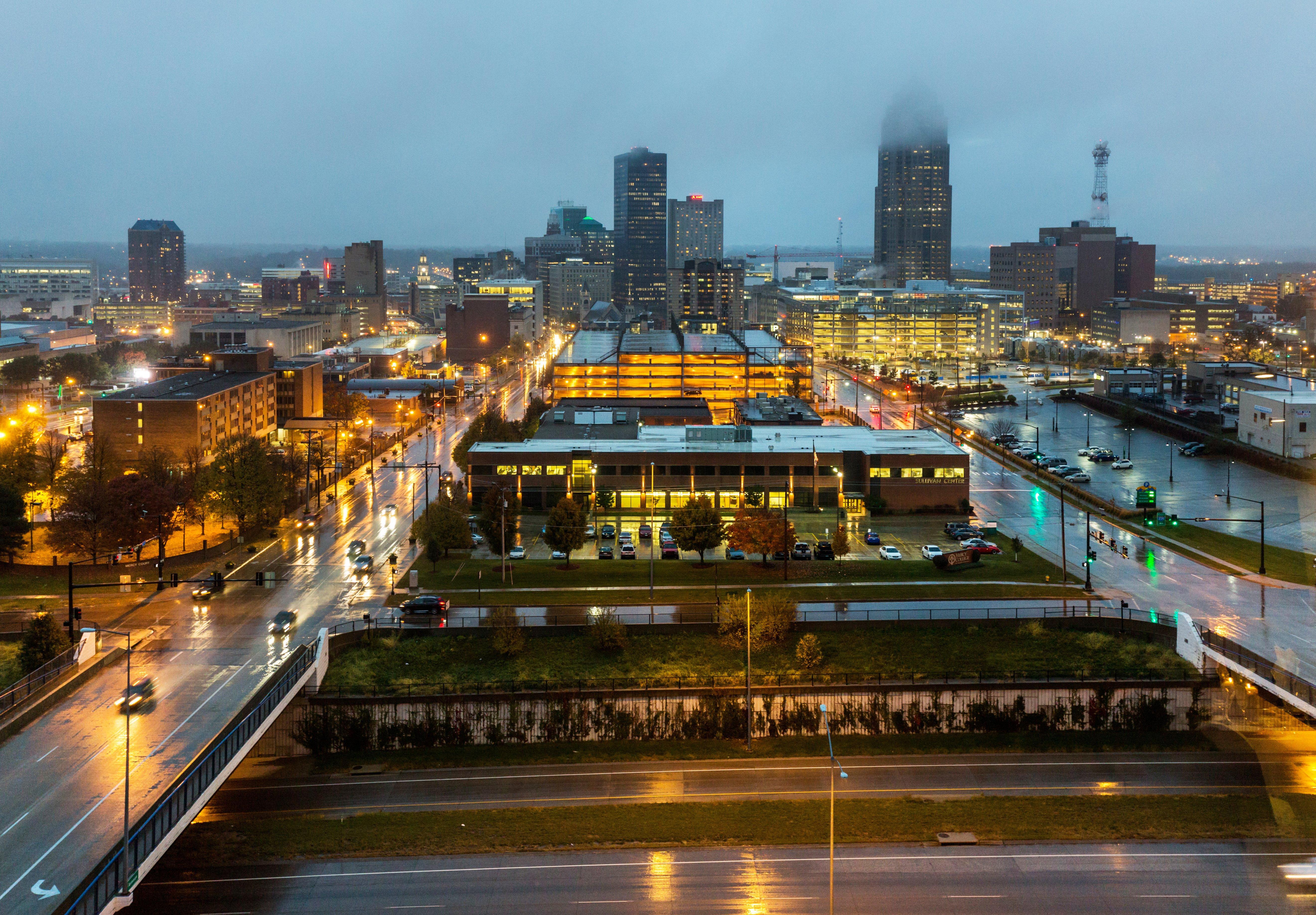 Holiday Inn Des Moines-Downtown-Mercy Campus By Ihg Esterno foto
